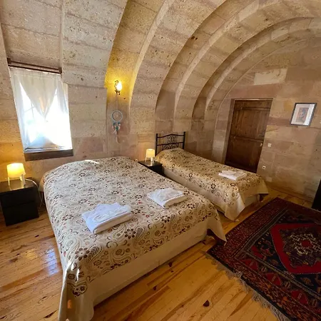 Hotel Karadut Cave 3*