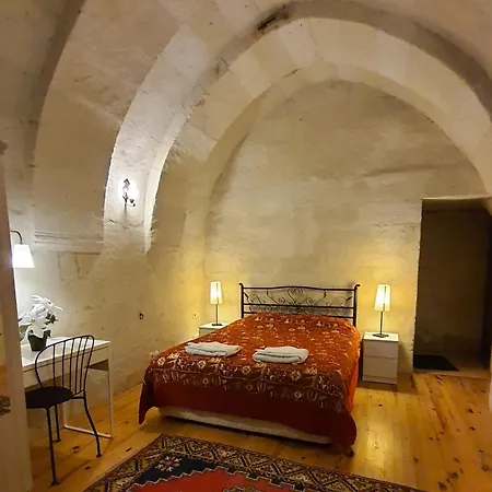 Karadut Cave Göreme