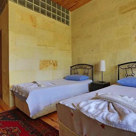 Karadut Cave Hotell 3*