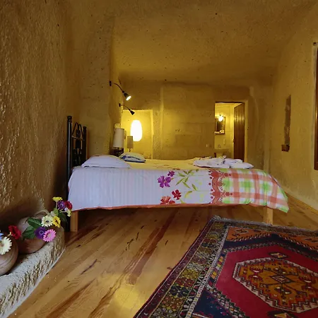 Karadut Cave 3* Göreme