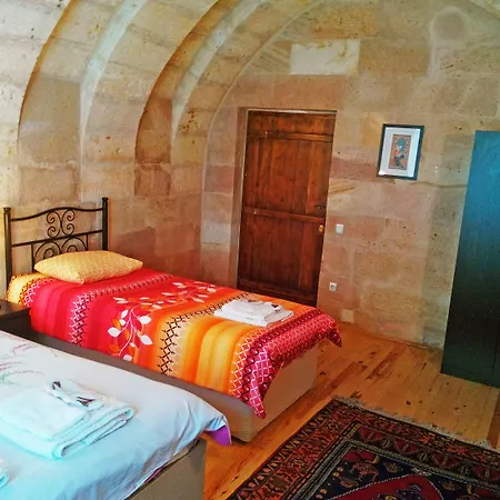 Karadut Cave Hotel 3*