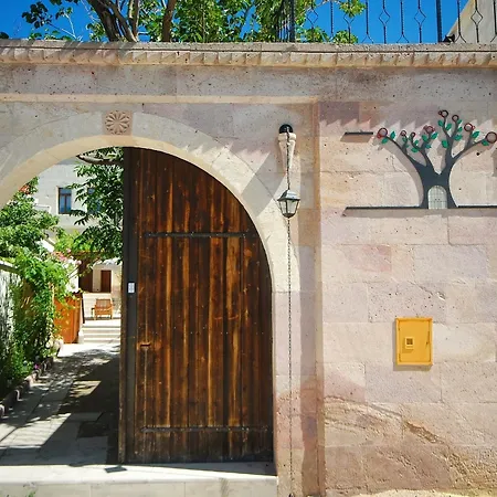 Hotel Karadut Cave