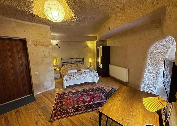 Otel Karadut Cave 3*