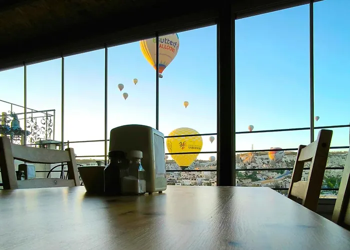 카라둣 케이브 호텔 3*