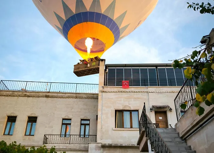 Karadut Cave Otel 3*