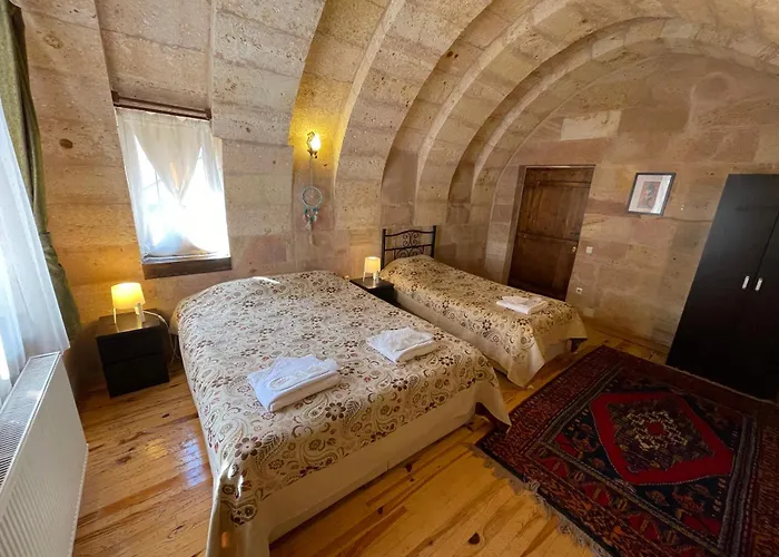 Otel Karadut Cave 3*