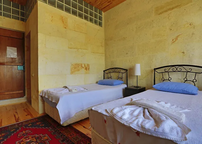 Karadut Cave Otel 3*